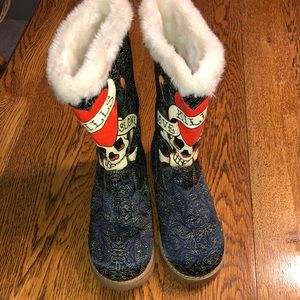 Ed Hardy boots with fur inside 💥Perfect condition